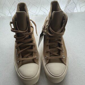 Women's Chuck Taylor All Star Lift Platform Suede
